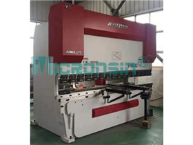 Automatic bending machine